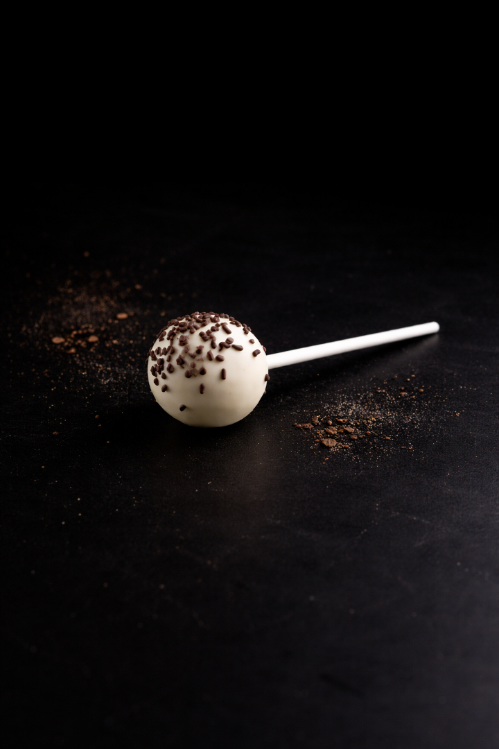 Chocolate Cake Pop.