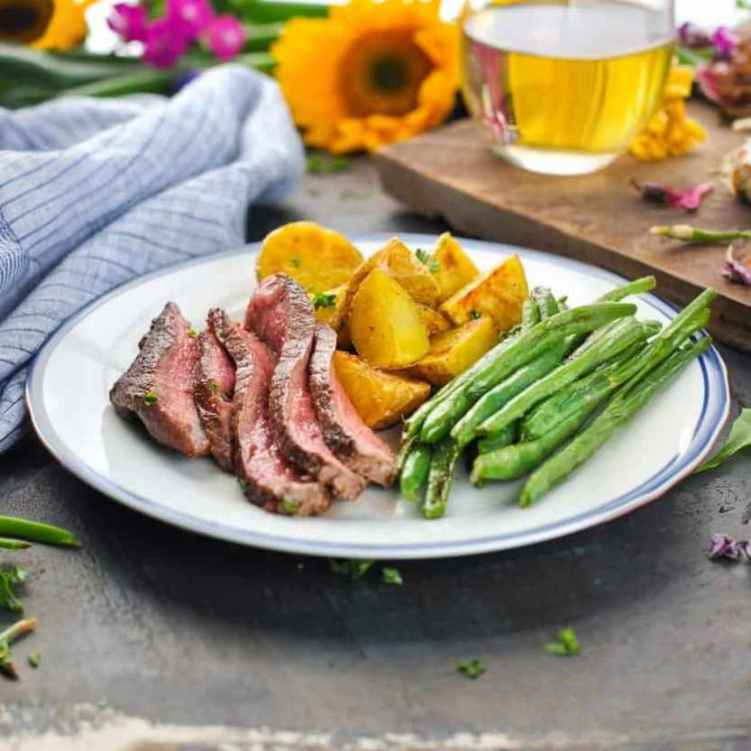 HS19. 豆仔焗牛/String Beans w. Roasted.