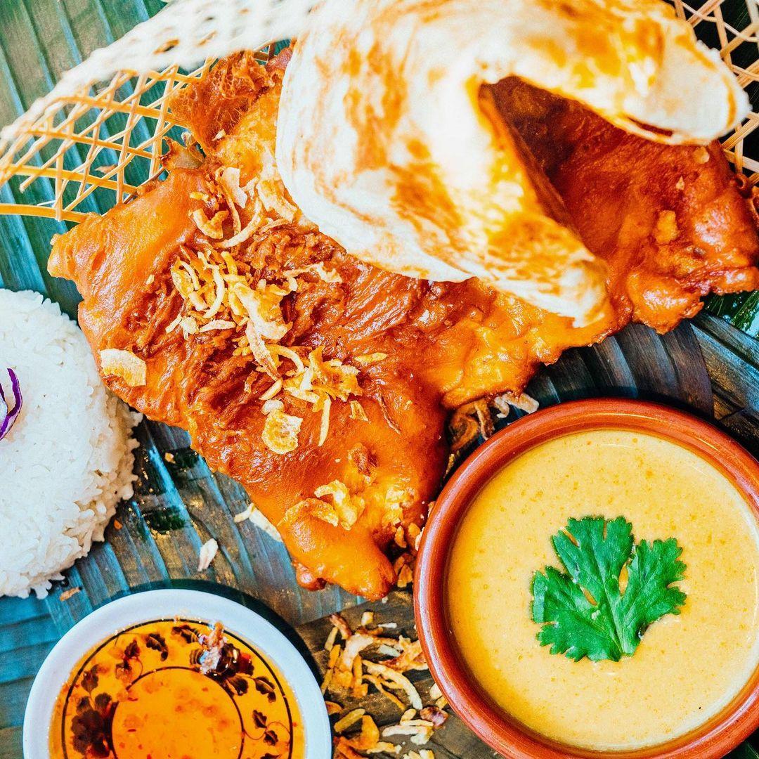 Hat Yai Fried Chicken.