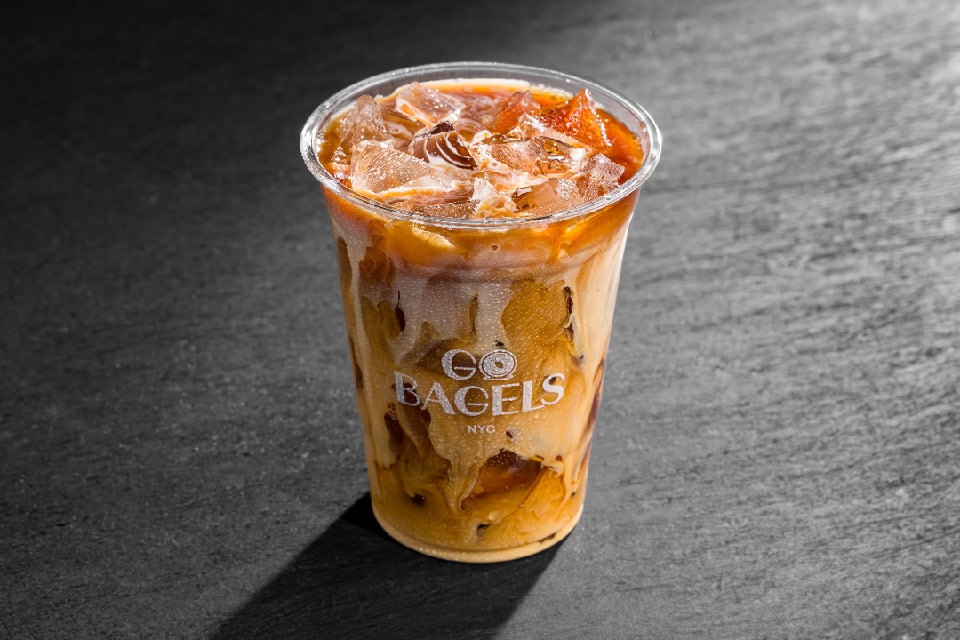 ICED LATTE.