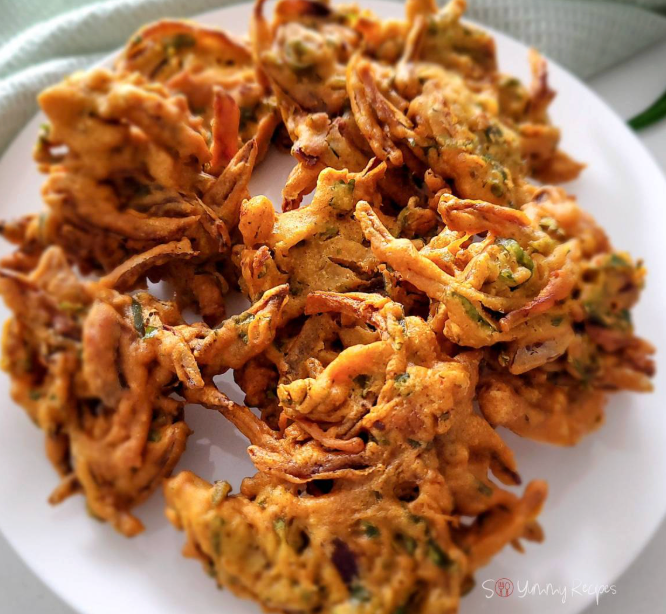 Onion Pakora.
