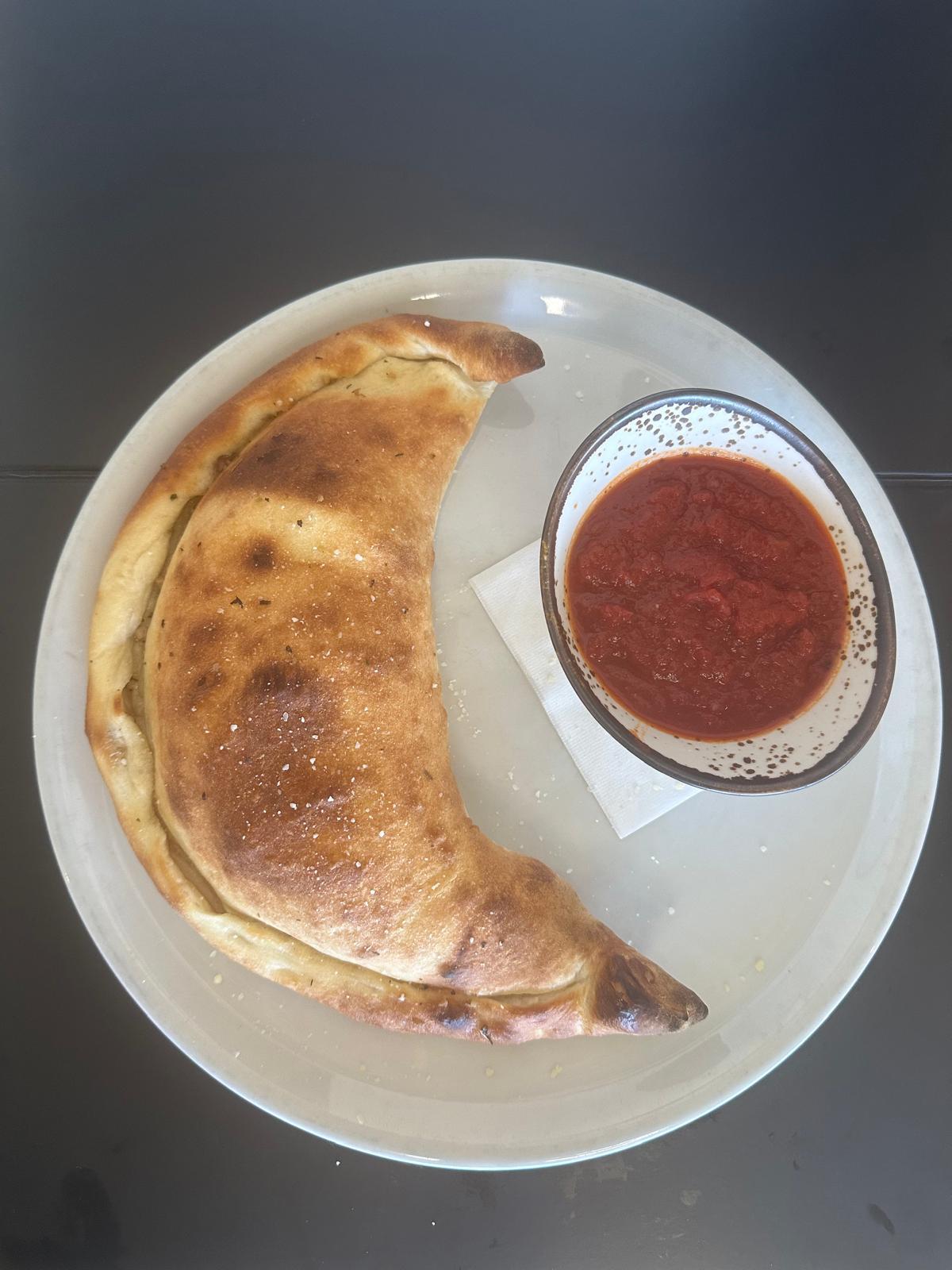 Calzone*.