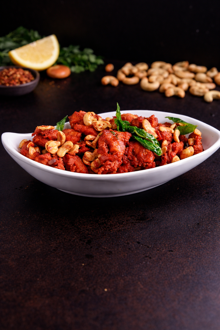 Jeedipappu Chicken Pakodi (Cashew Chicken Pakodi).