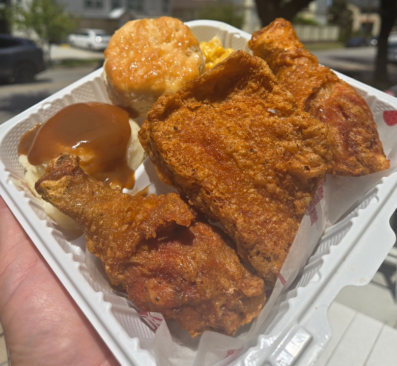 Phil's Chicken Box (3 Piece Dark).