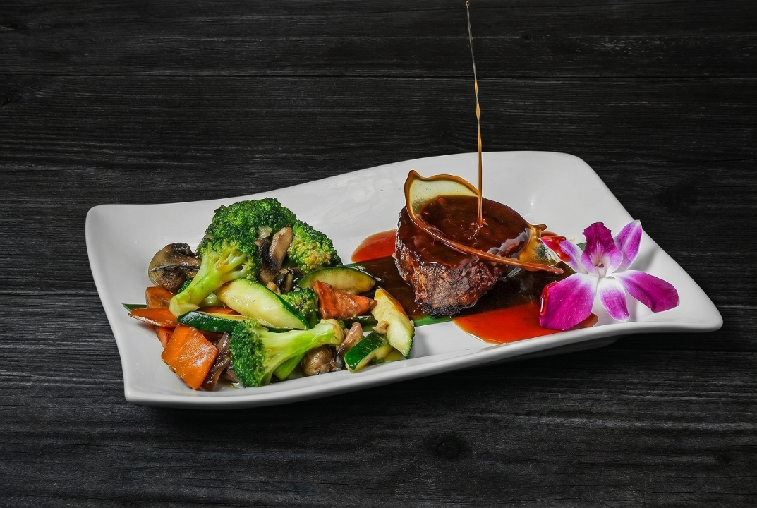 Steak teriyaki.