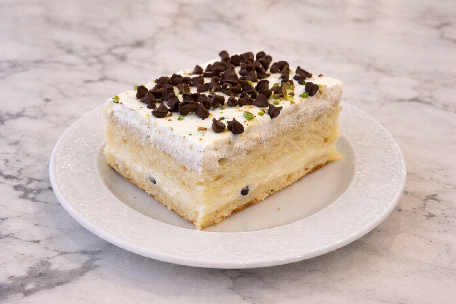 Cannoli Cake.