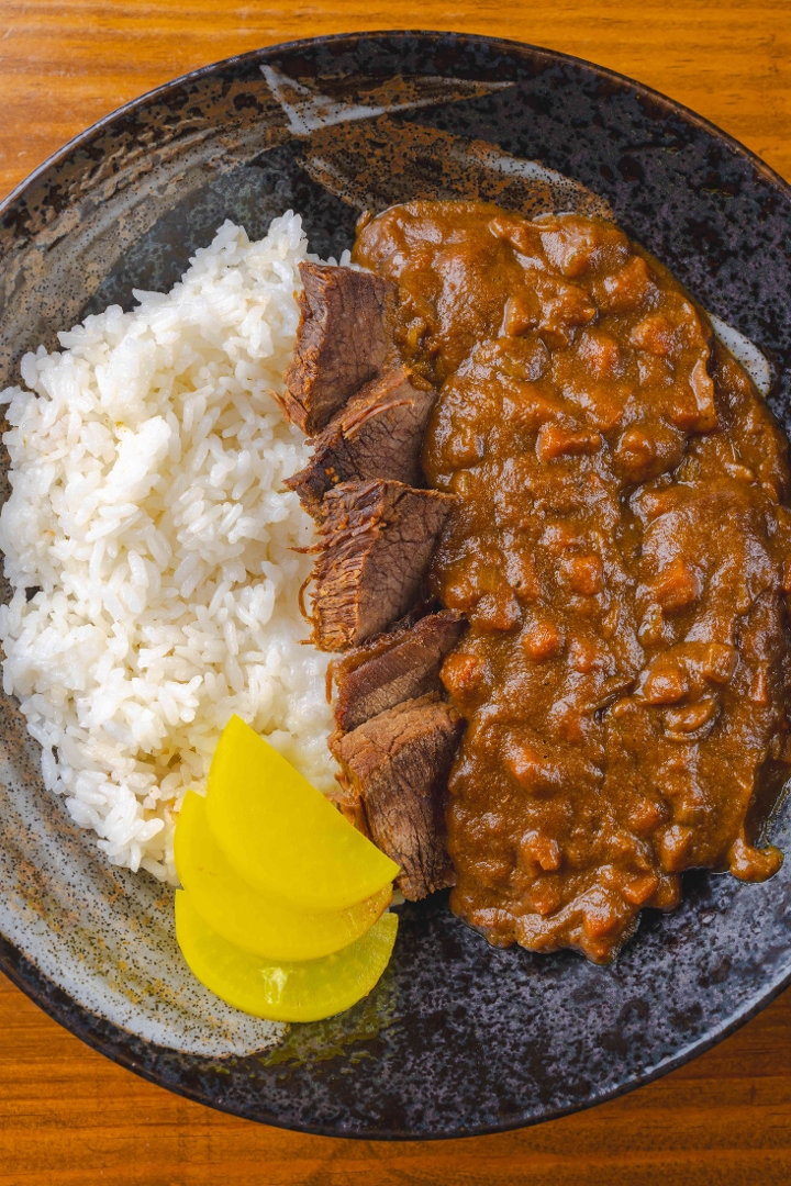 Beef Curry Don (Chili logo in the front).