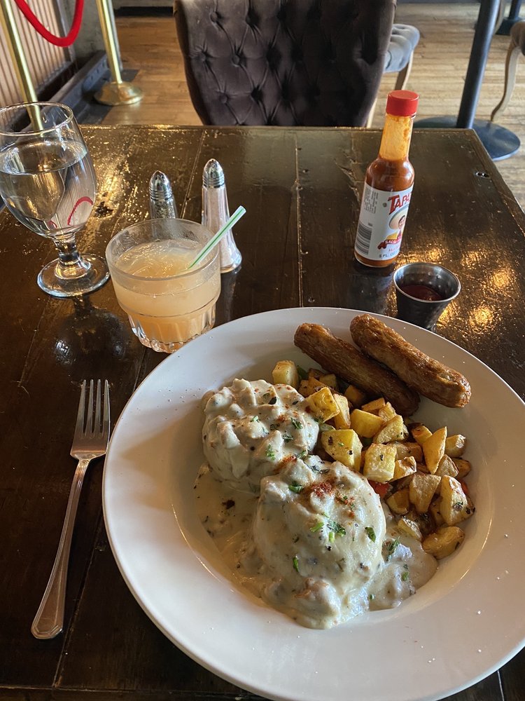 House Buttermilk Biscuit & Gravy.