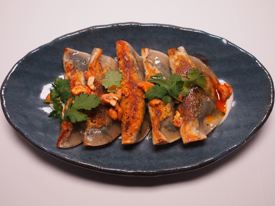 Spinach & Shiitake Dumplings (v).