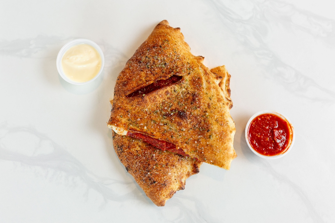 Lemon Ave Pepperoni Calzone.