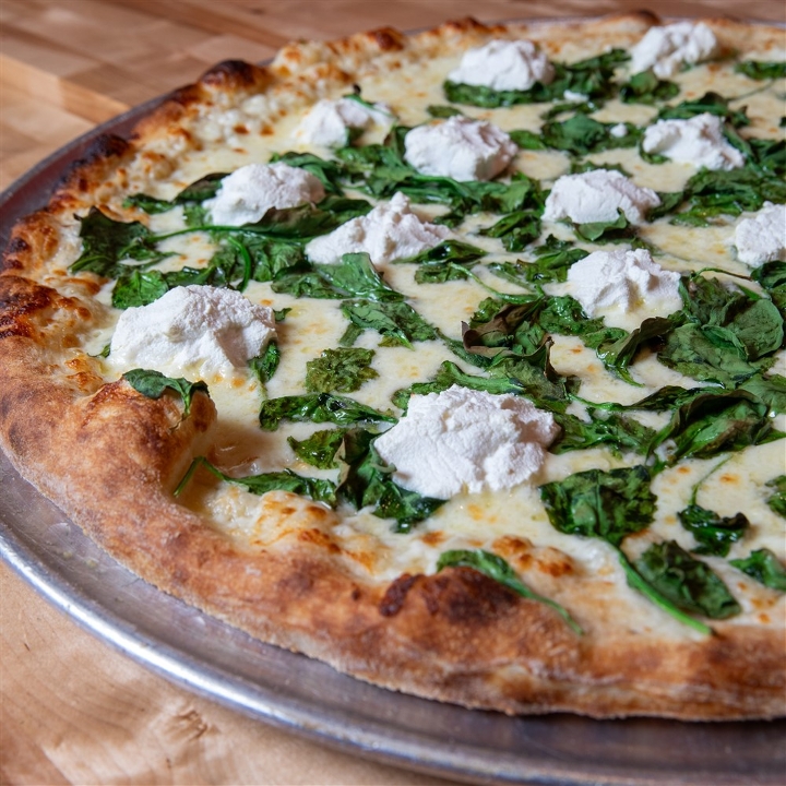 14" Bianca Pizza.