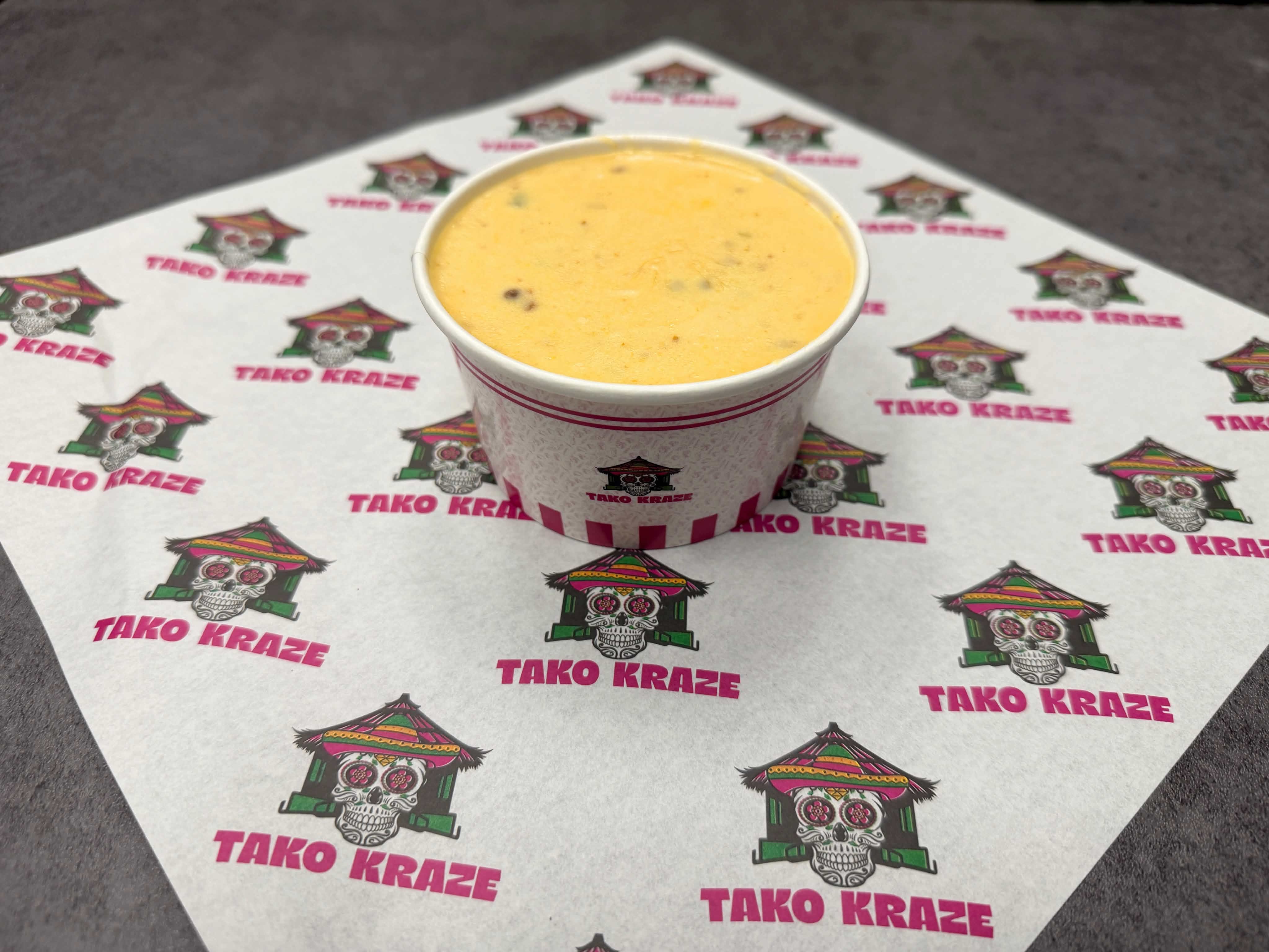 8oz House Queso.