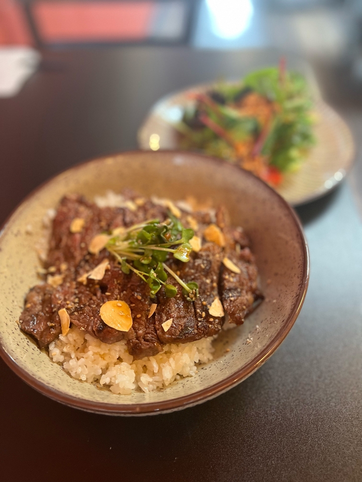 Ribeye Steak Bowl with Salad.