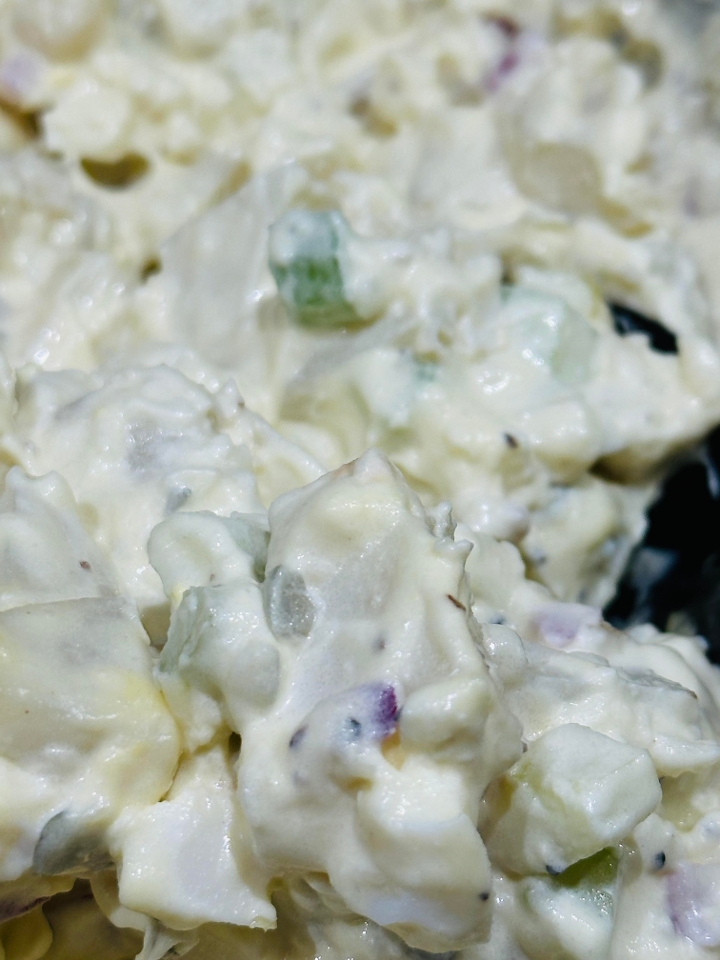 Side Potato Salad.