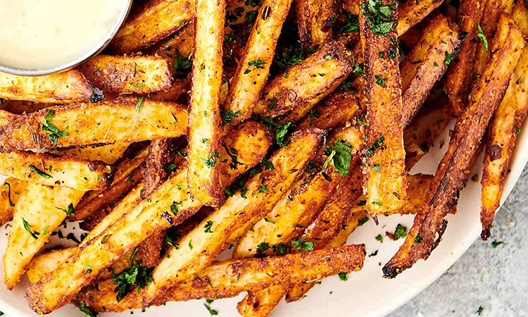 CAJUN FRENCH FRIES.