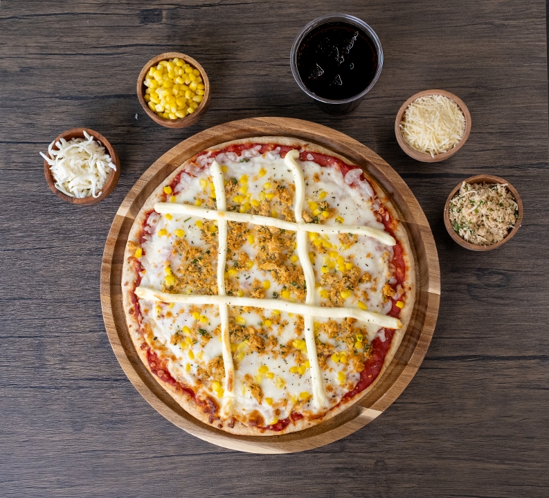Chicken Catupiry Pizza.