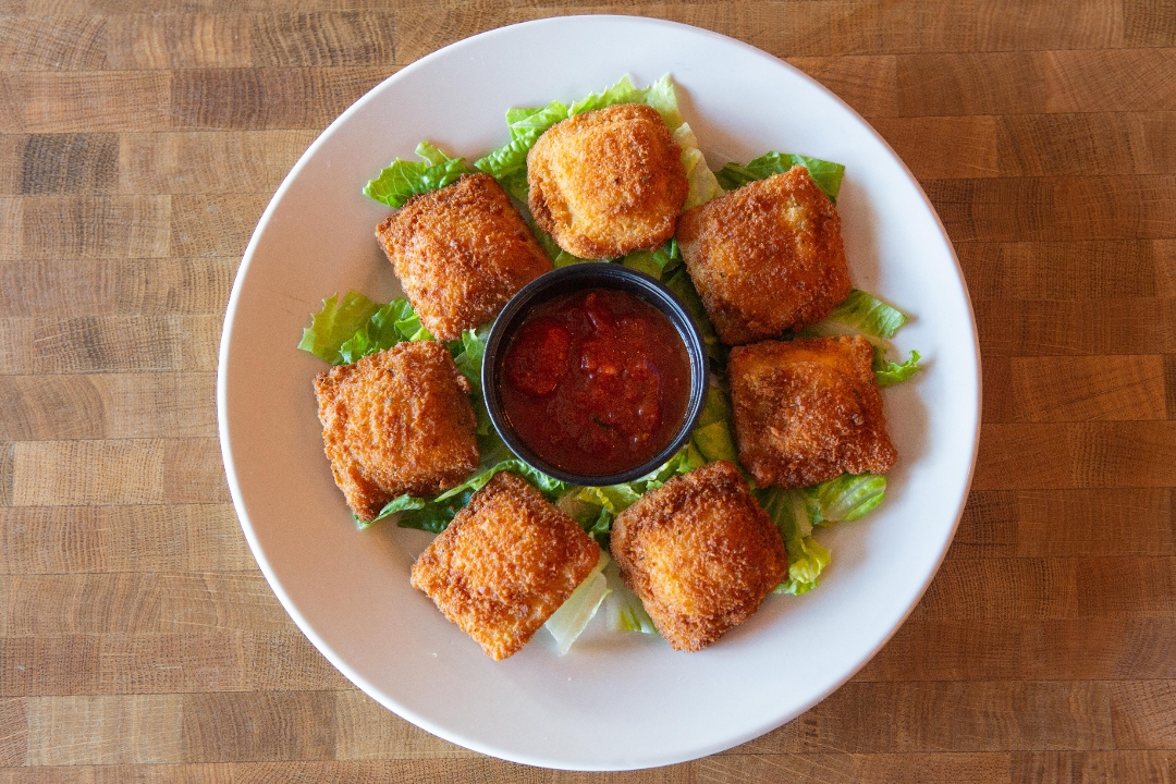 Fried Raviolis (7pcs).