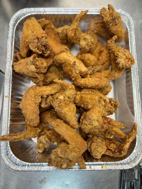 12 Wings w/Fries.