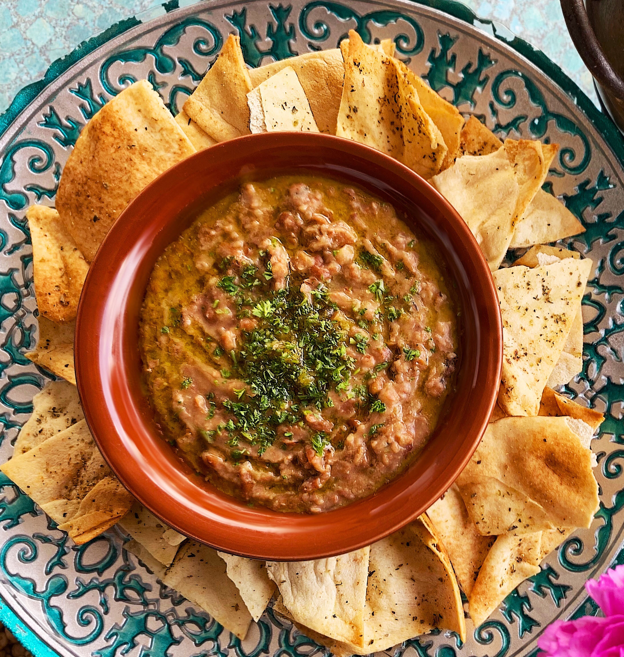 Mezze - Ful & Chips.