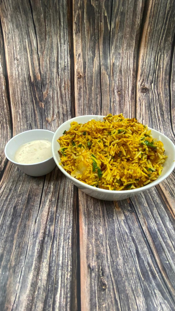 VEGETABLE BIRYANI.