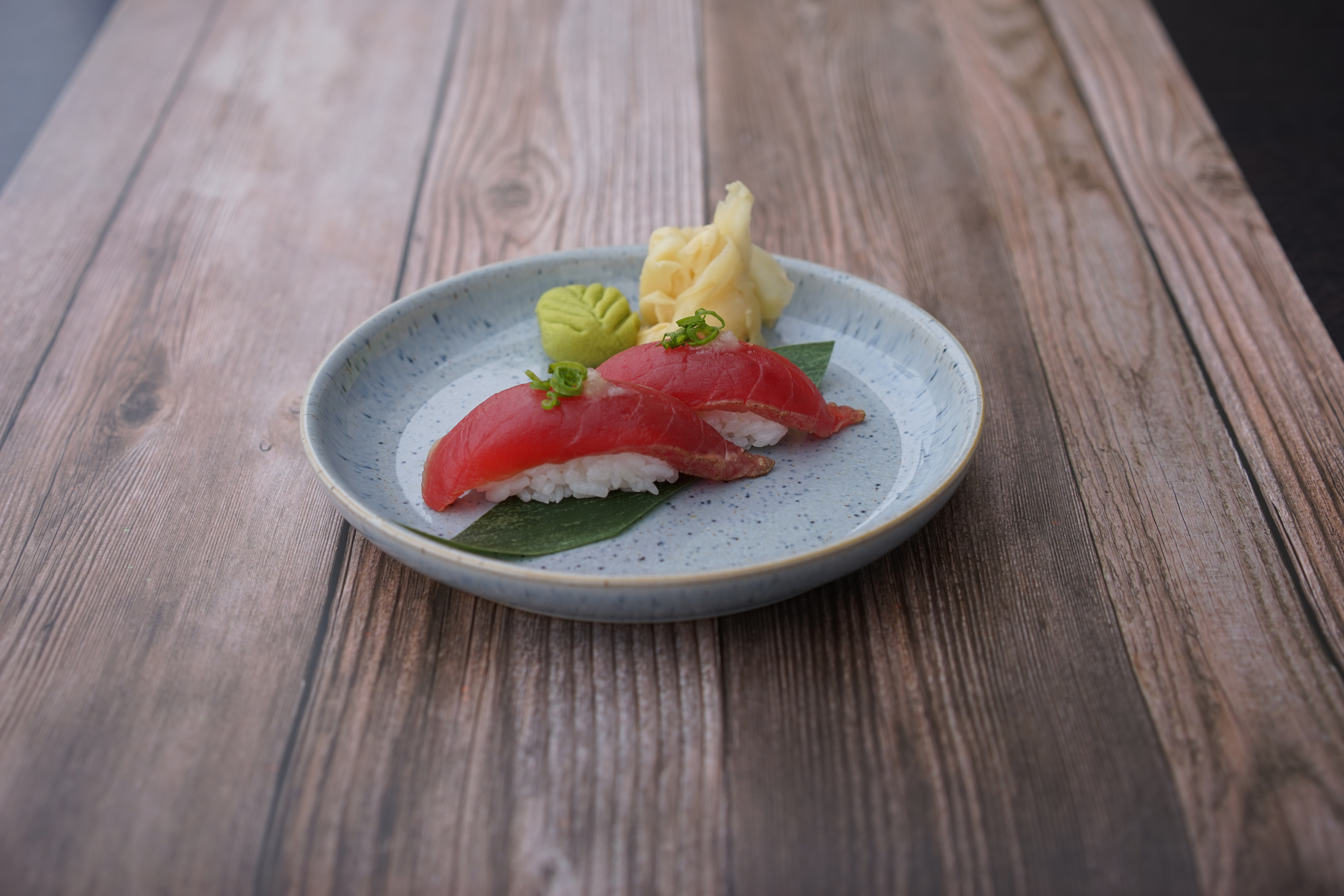 Seared Tuna Tataki Sushi.