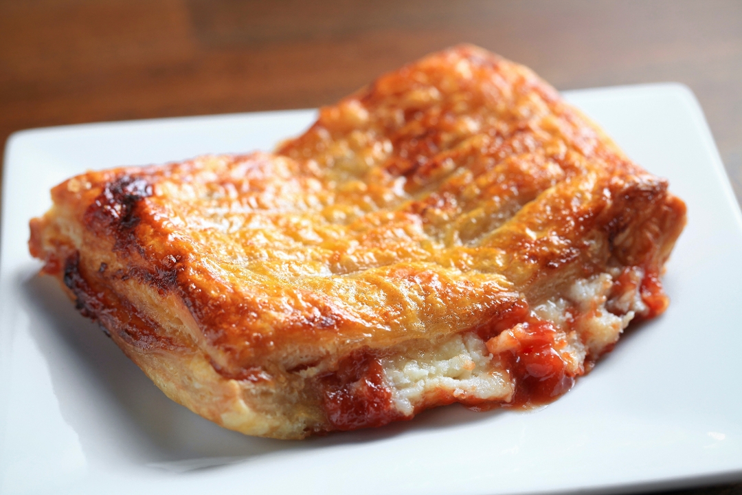 Guava Cheese Pastry.