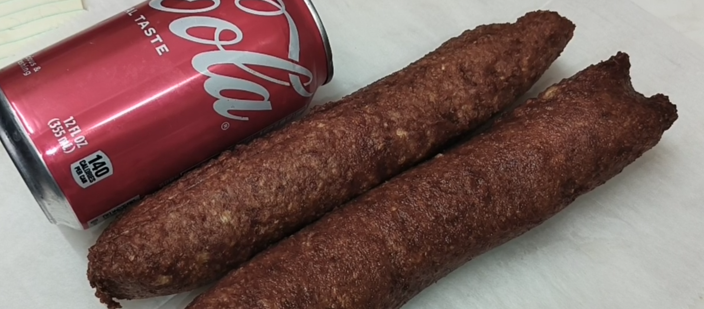 ALCAPURRIA FOOT LONG.