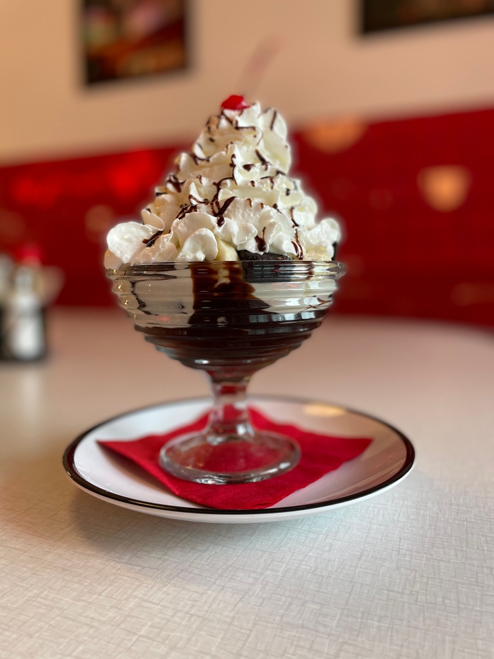 Hot Fudge Brownie Sundae.