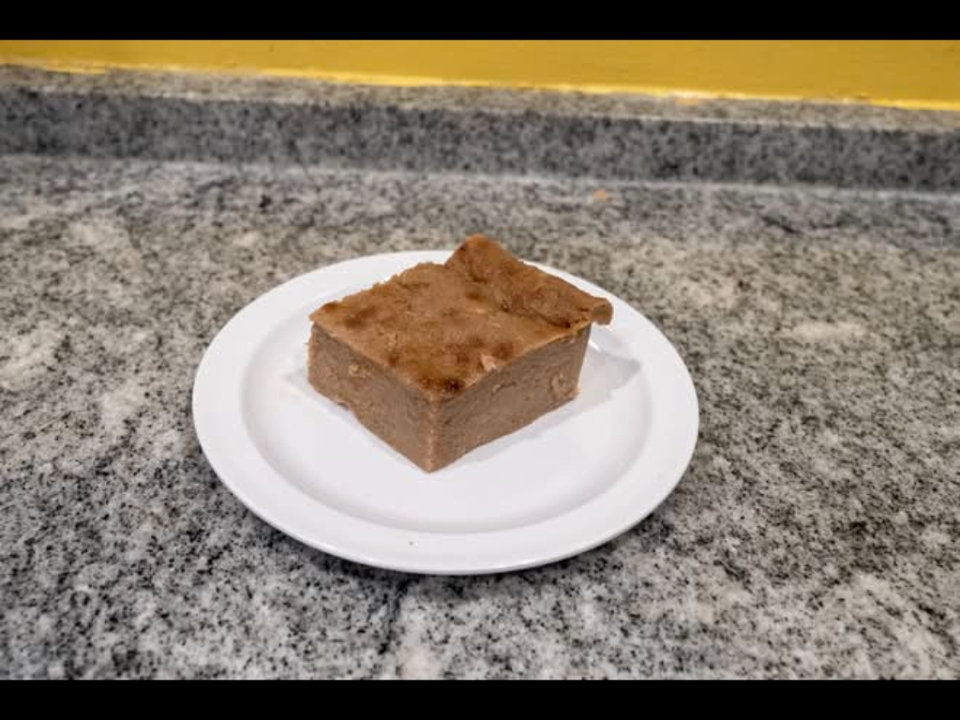 Pan De Batata/sweet potato cake.