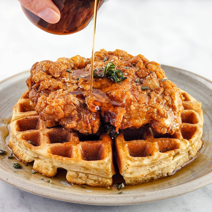 CCHICKEN WAFFLES.