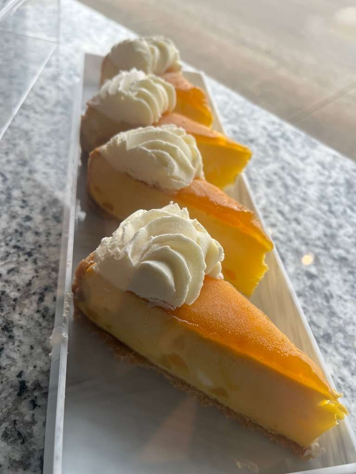 *Mango Cheesecake.