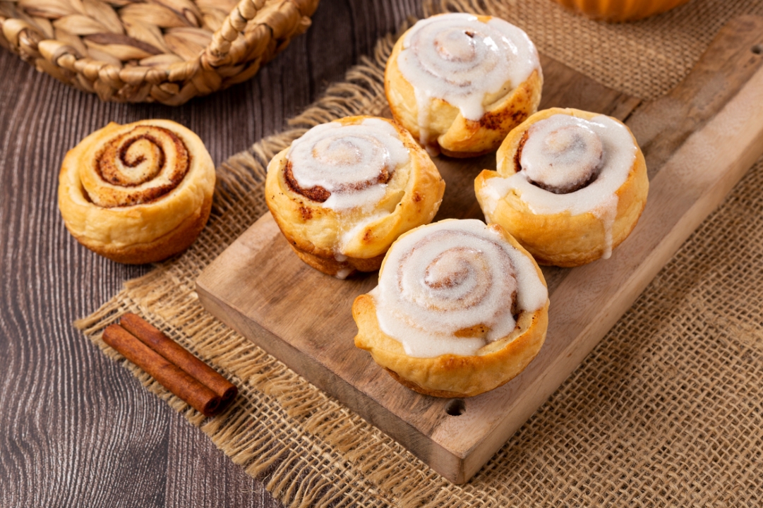Cinnamon Roll.