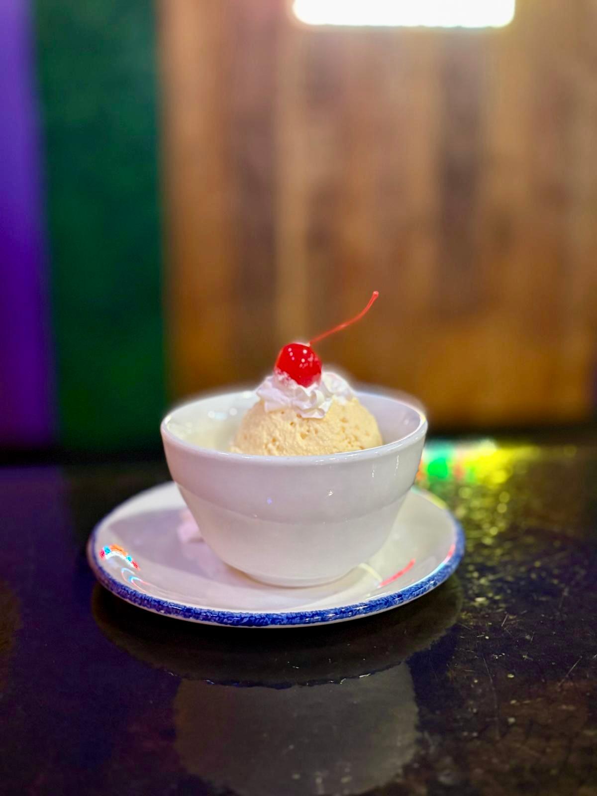 Vanilla Ice Cream Scoop.