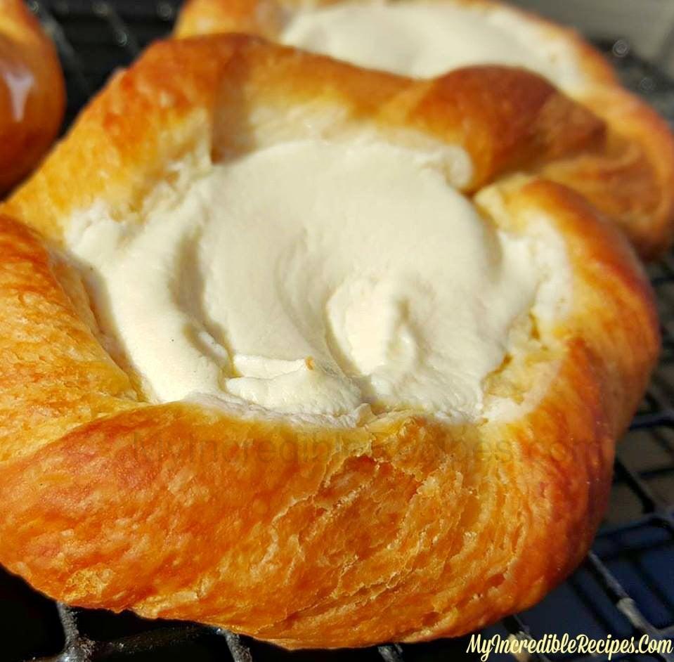 CHEESE DANISH.