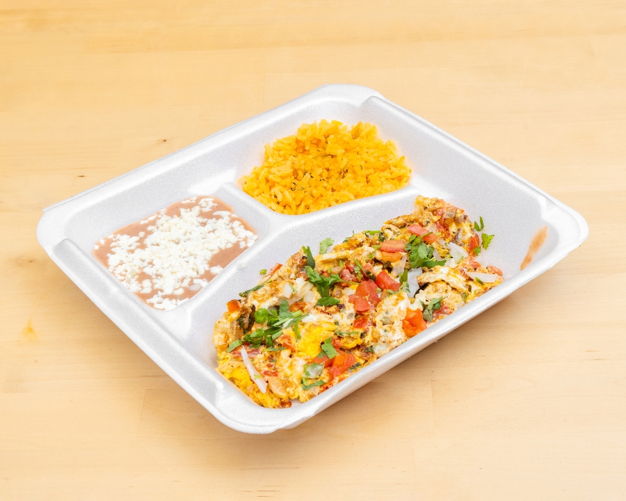 Huevos a la Mexicana.