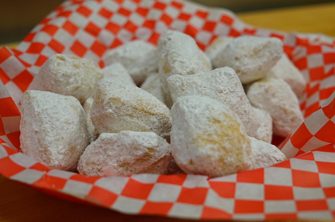 Zeppole Italian Donuts.