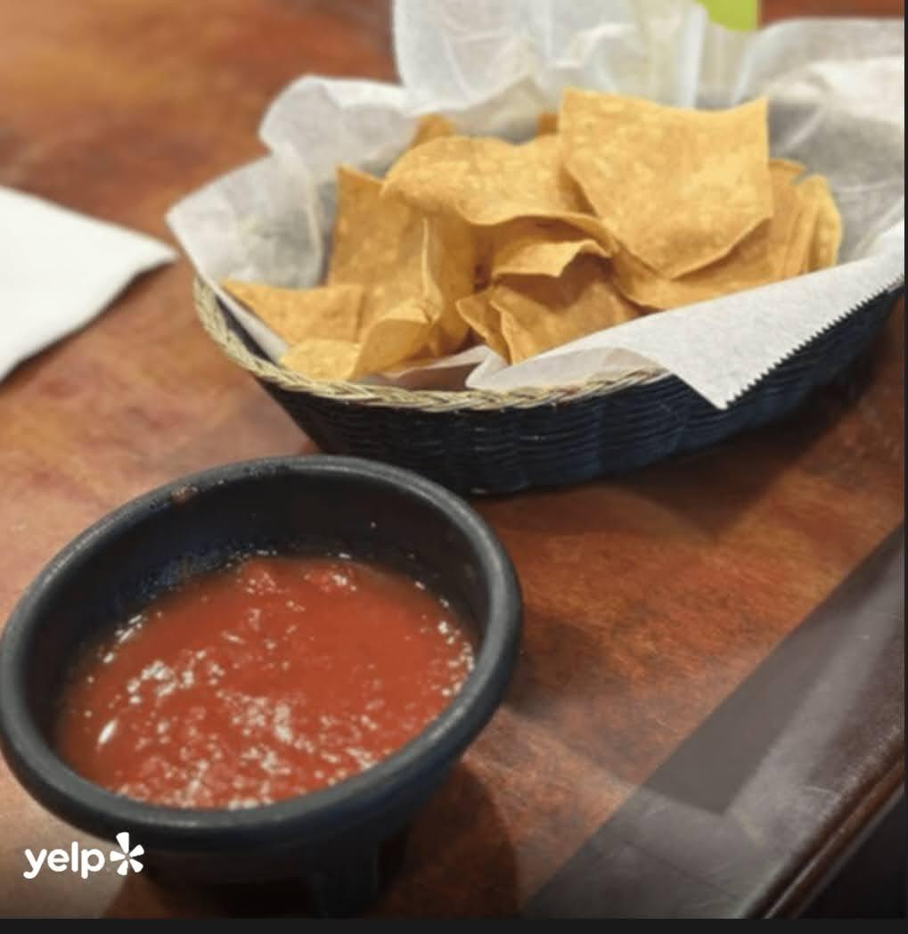 Chips & Salsa.