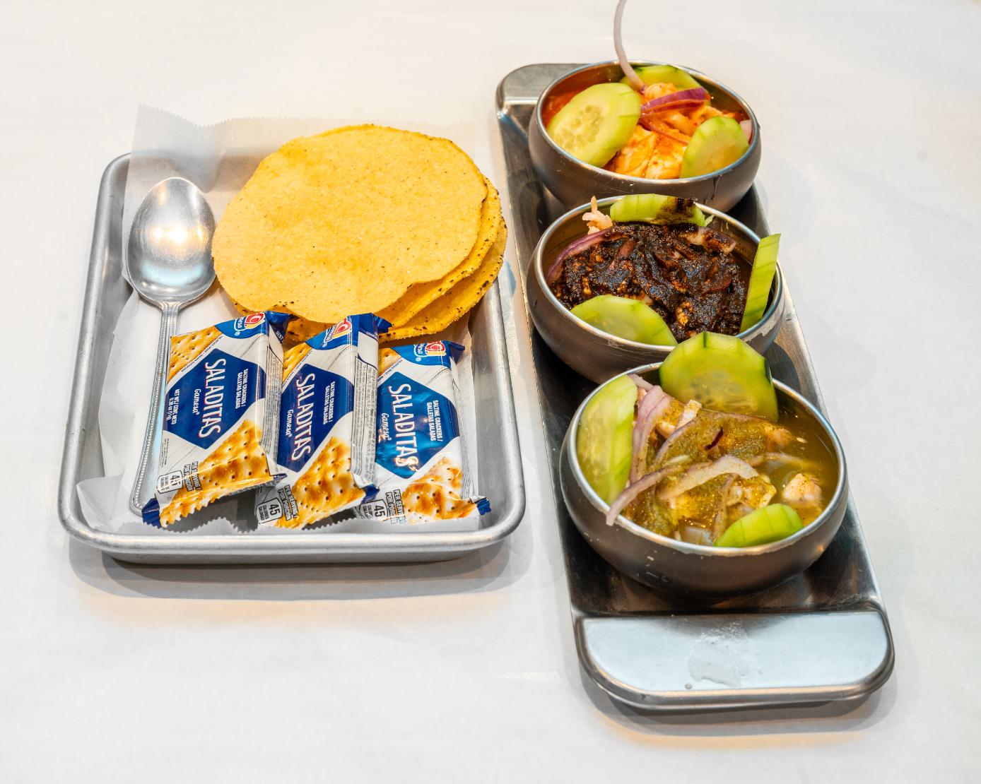 Trio Aguachile.