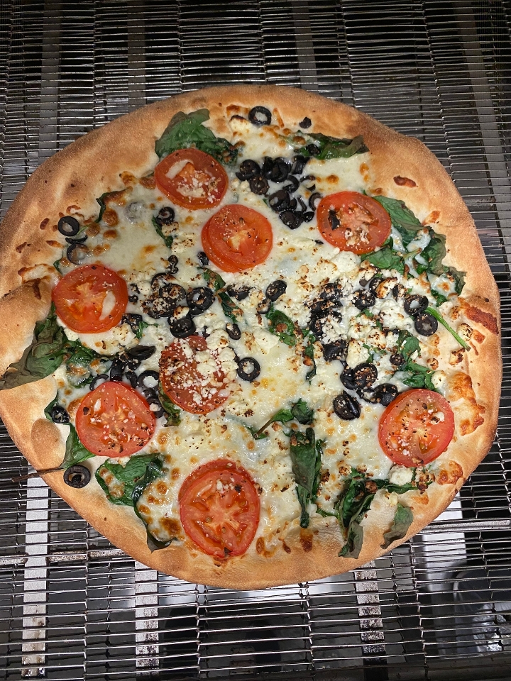 Greek Style Pizza 14".