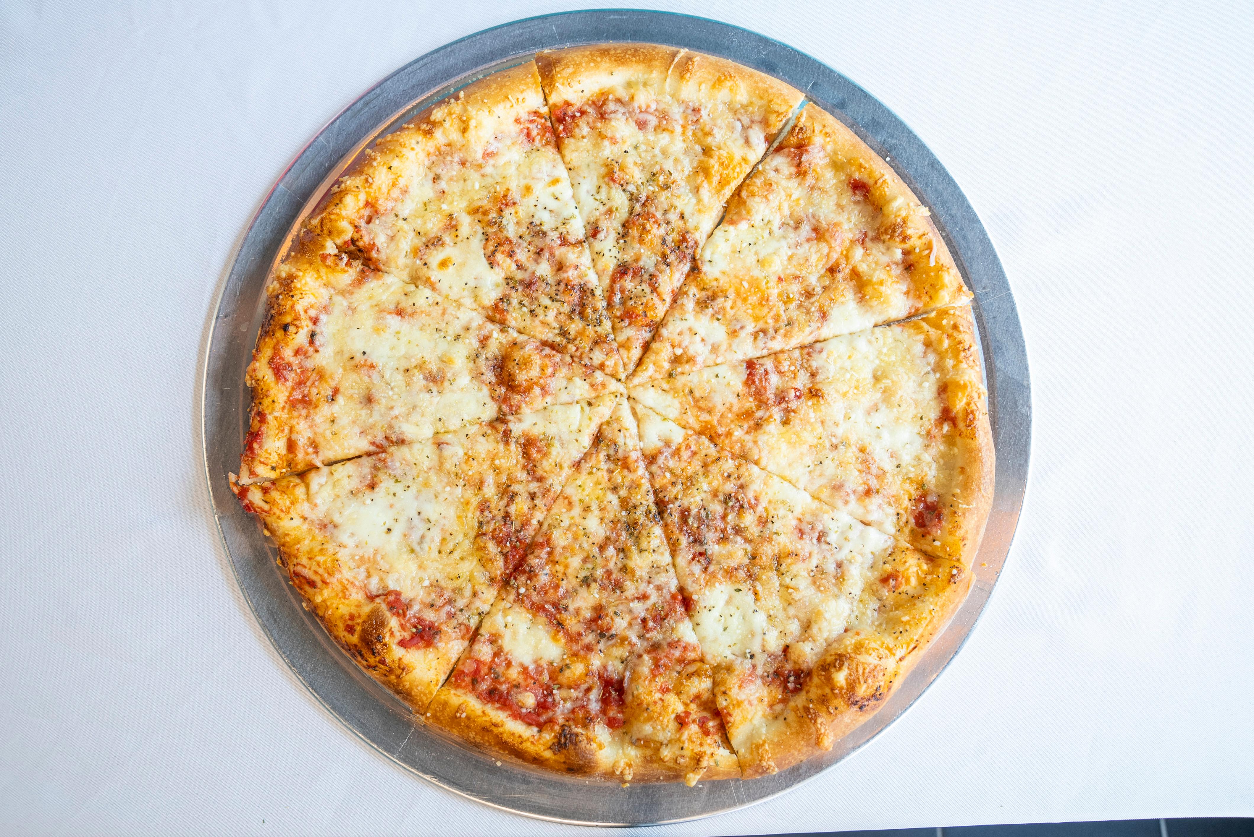 10" Small House Cheese Pizza.