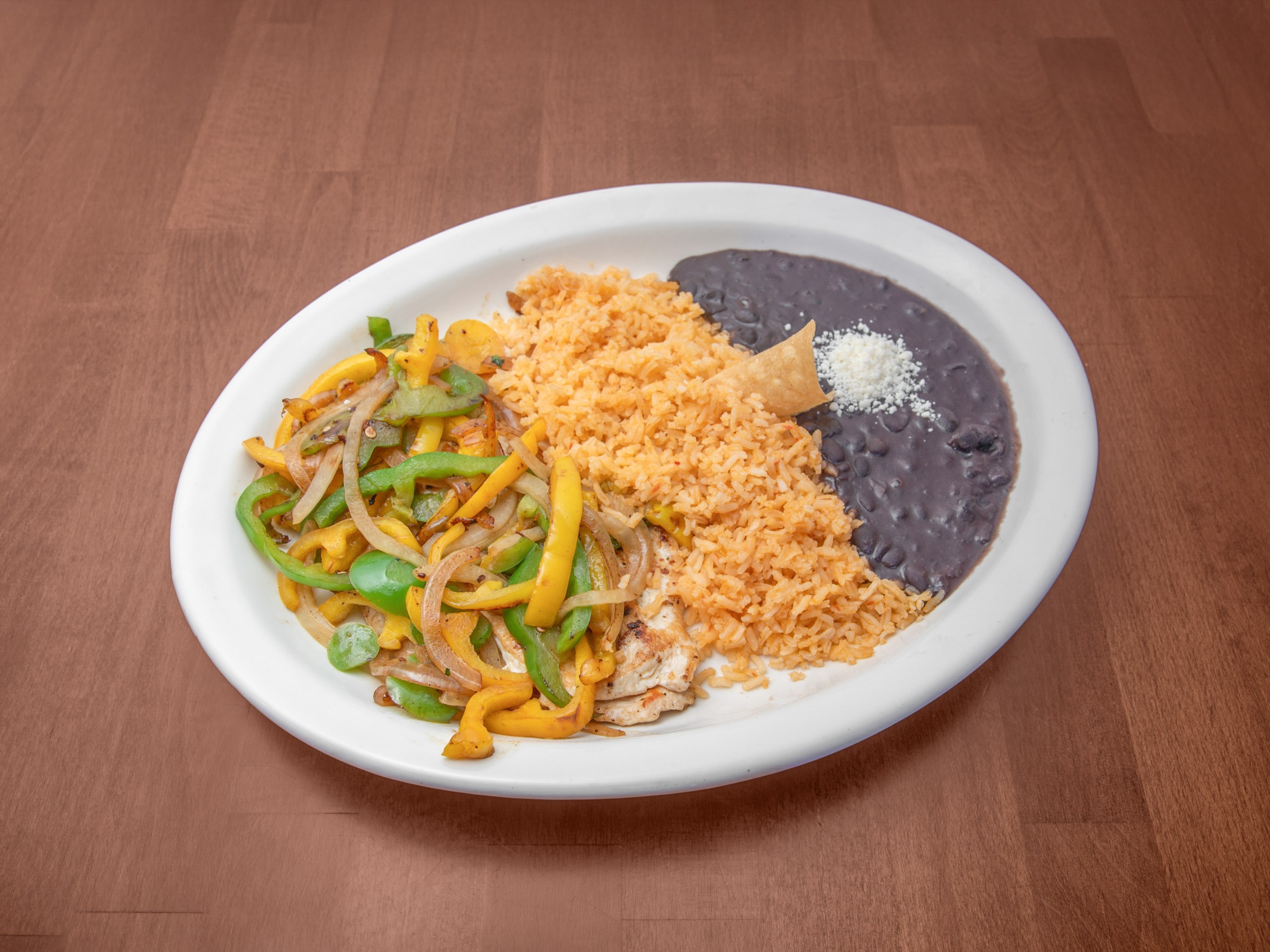 Platillo De Pechuga Asada / Grilled Chicken Breast.