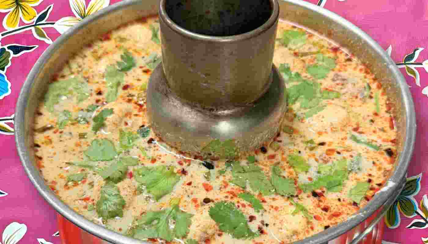 Tom Kha Pak/Vegetables (Pot).