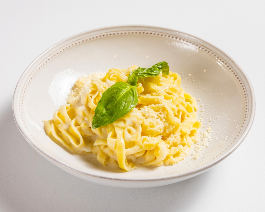 Fettuccine Alfredo.