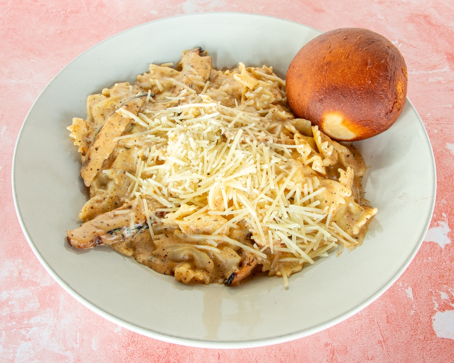 L Cajun Chicken Pasta.