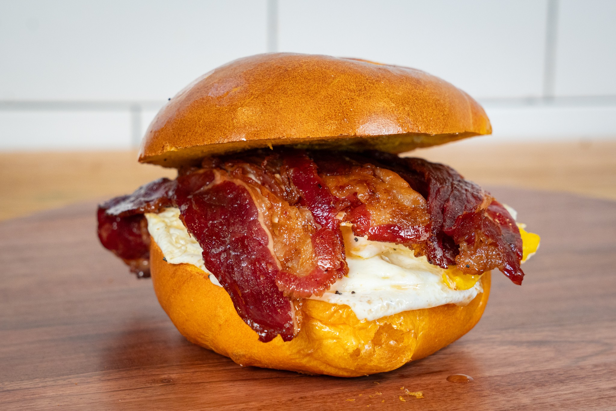 Bagel w/ 2 Eggs & Meat.