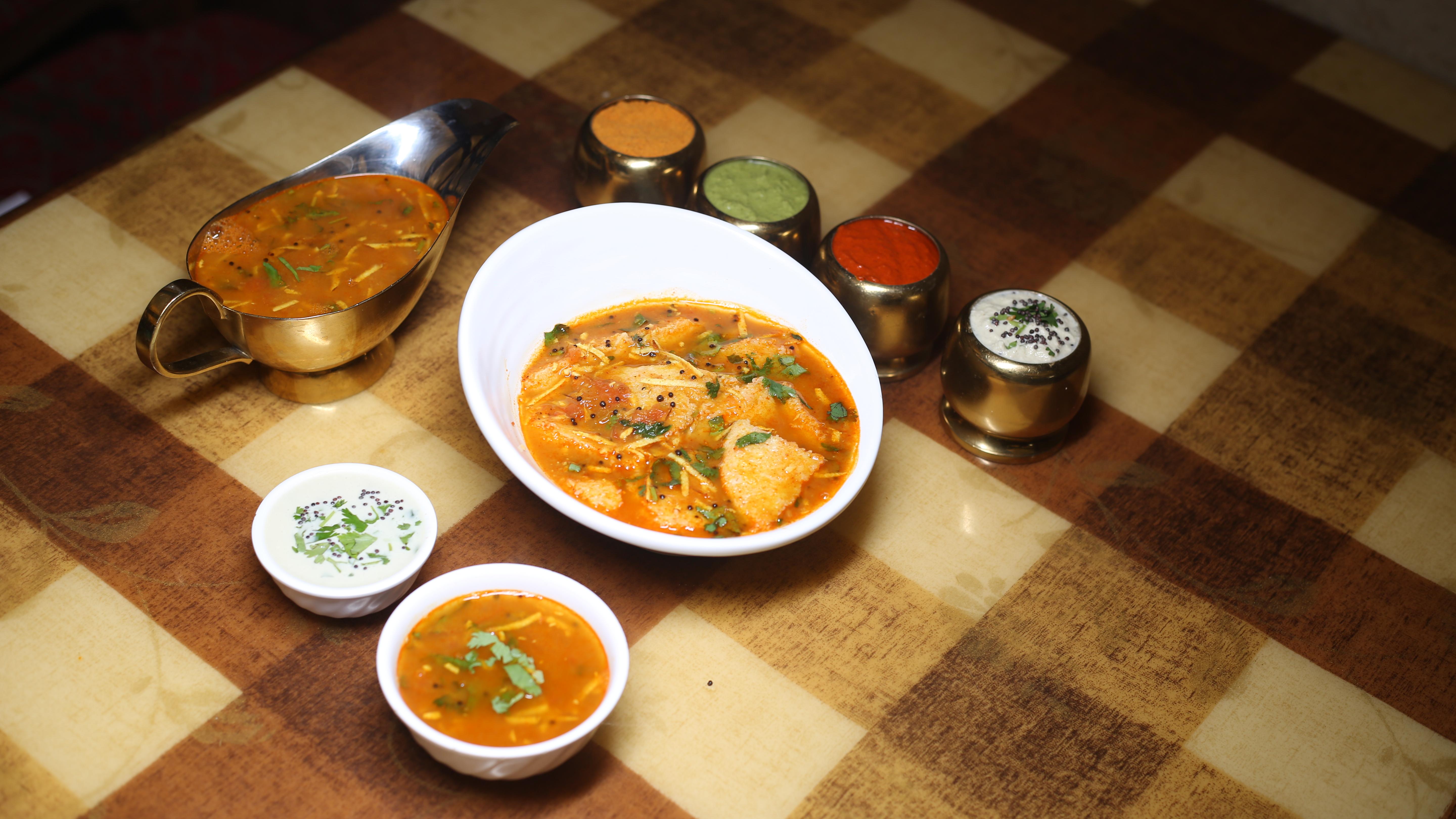 Rasam Idli.