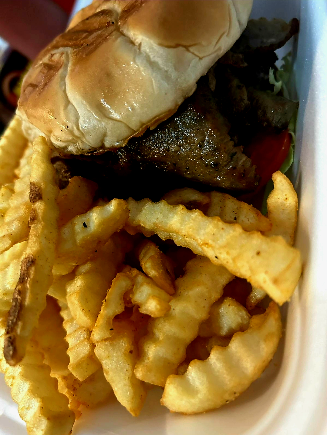 Burger w/ Lamb.