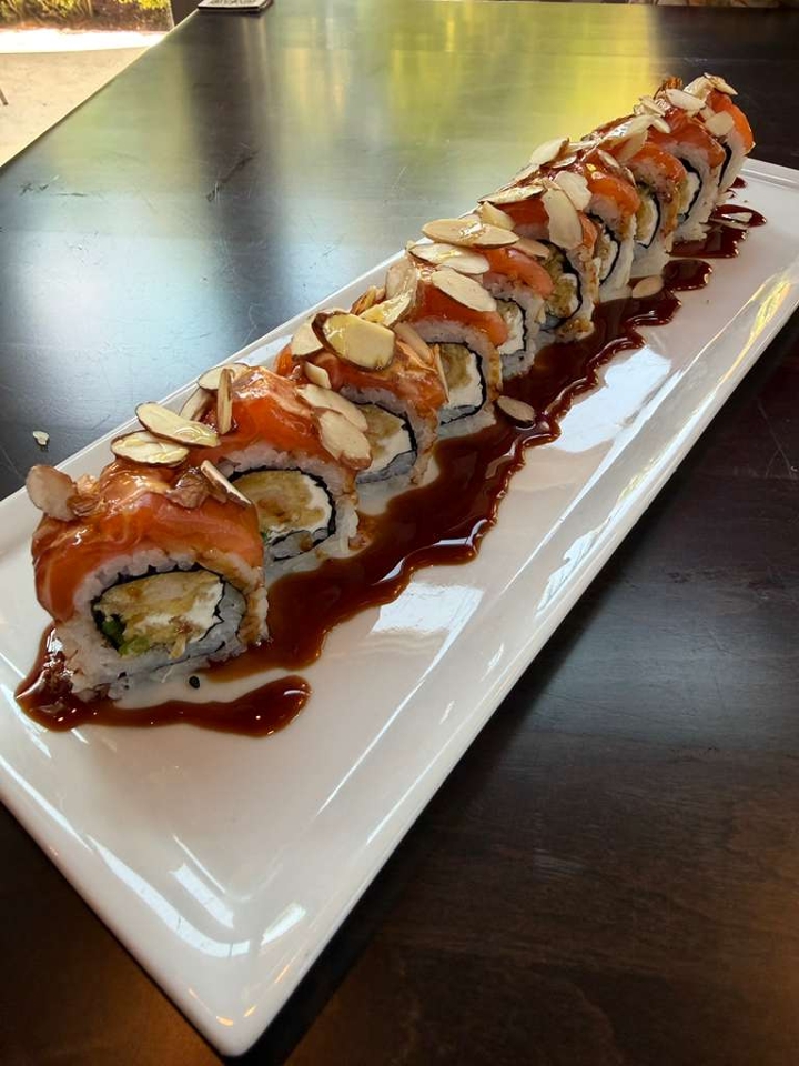 Honey Salmon Crunch Roll.
