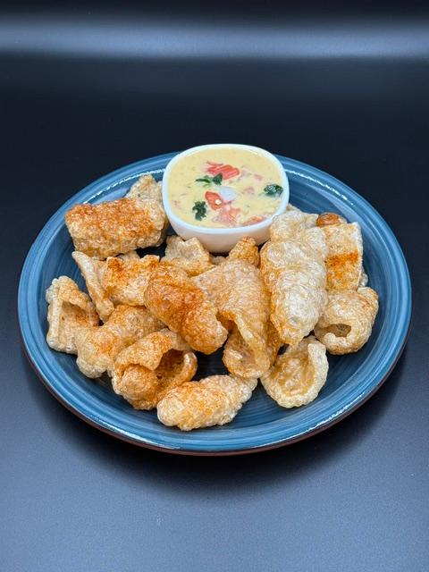 !Chicharrones Con Queso.