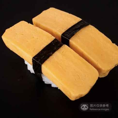Tamago Sashimi (sweetened egg omelette).